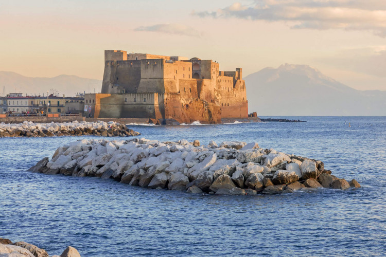 castel-dell'ovo-napoli