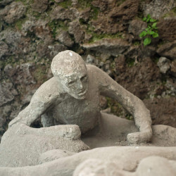 pompeii-ruins